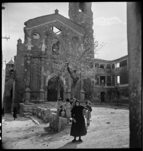 Belchite en 1941, foto de Thérèse Boney